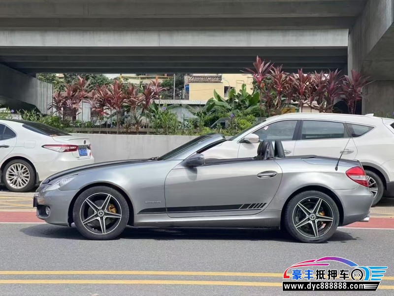 10年奔驰SLK级轿车抵押车出售