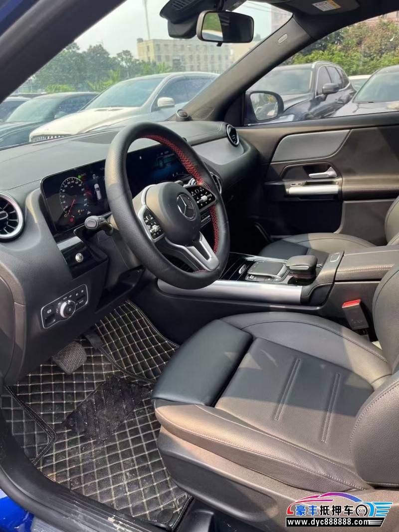 23年奔驰GLA轿车抵押车出售