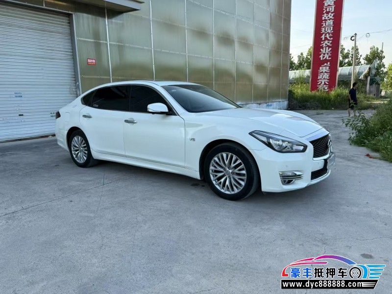 17年英菲尼迪Q70轿车抵押车出售