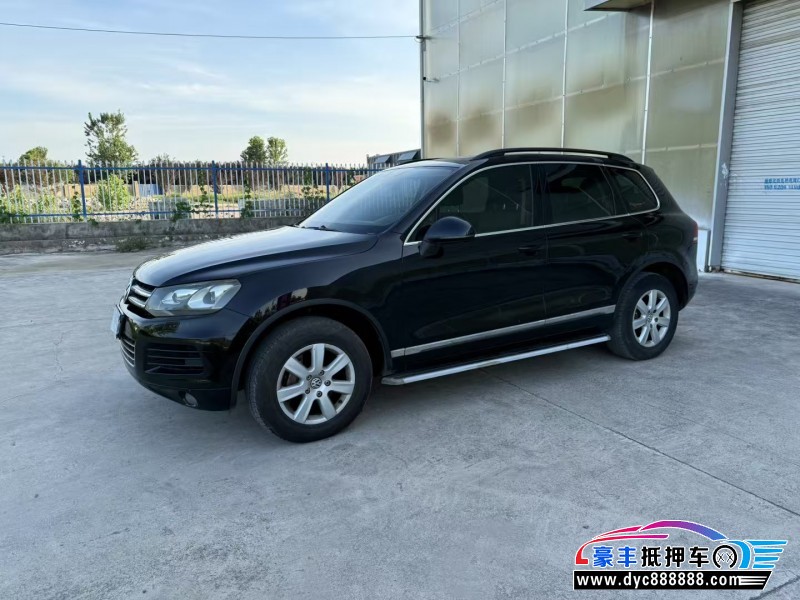 14年大众途锐SUV抵押车出售