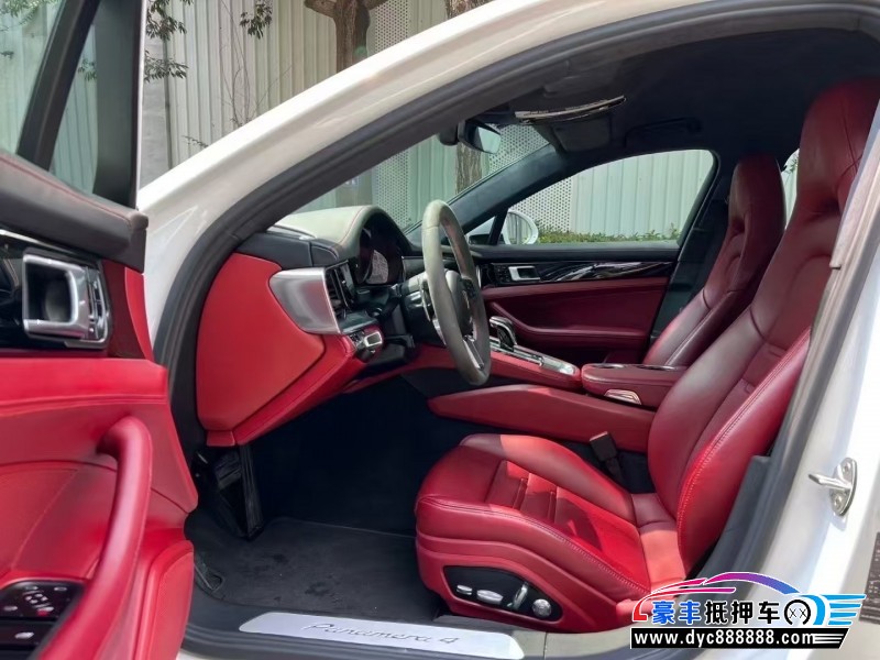 18年保时捷卡宴轿车抵押车出售