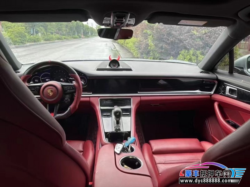 21年保时捷帕纳梅拉轿车抵押车出售