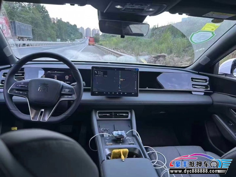 24年比亚迪秦轿车抵押车出售