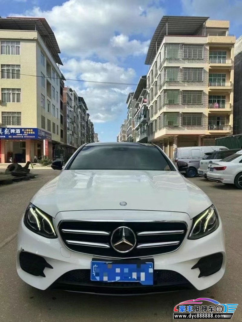 17年奔驰E轿车抵押车出售