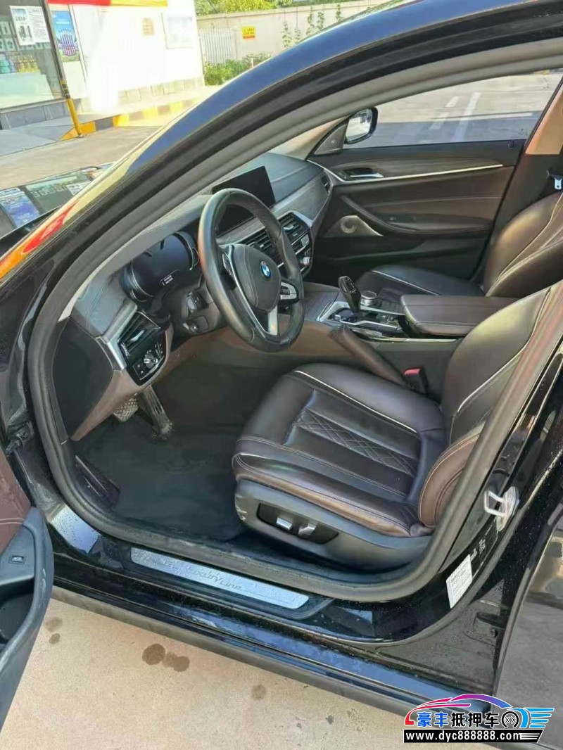 18年宝马5系轿车抵押车出售