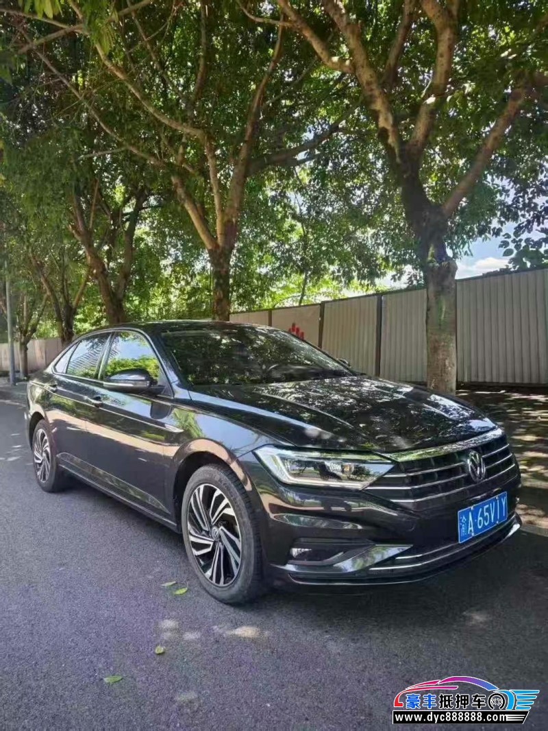 21年大众速腾轿车抵押车出售