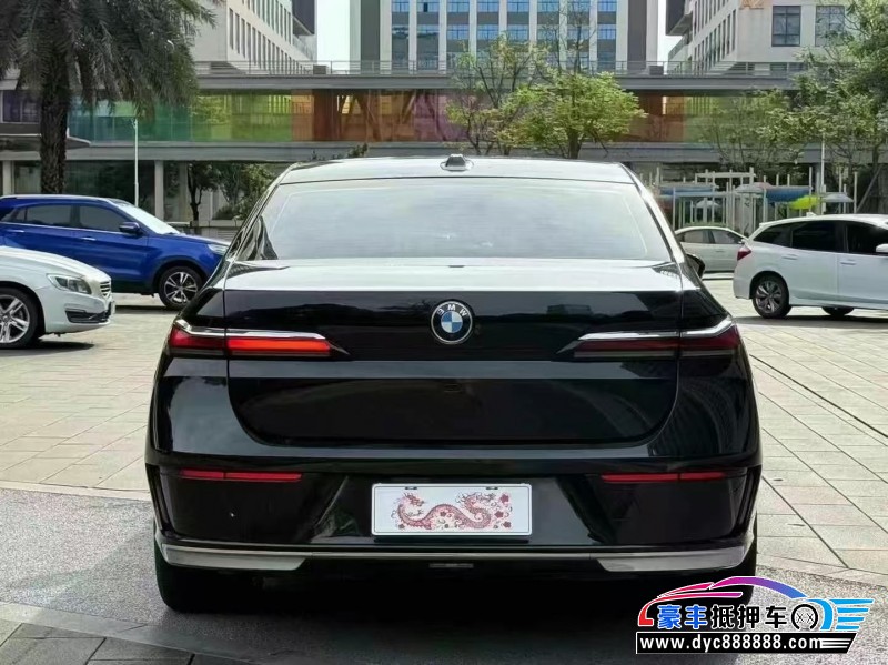 24年宝马7系轿车抵押车出售