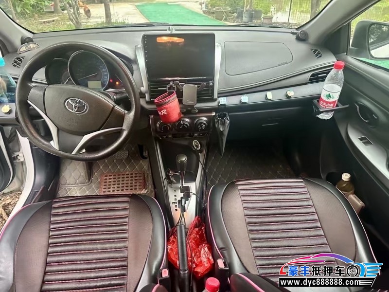14年丰田YARiS L 致炫轿车抵押车出售