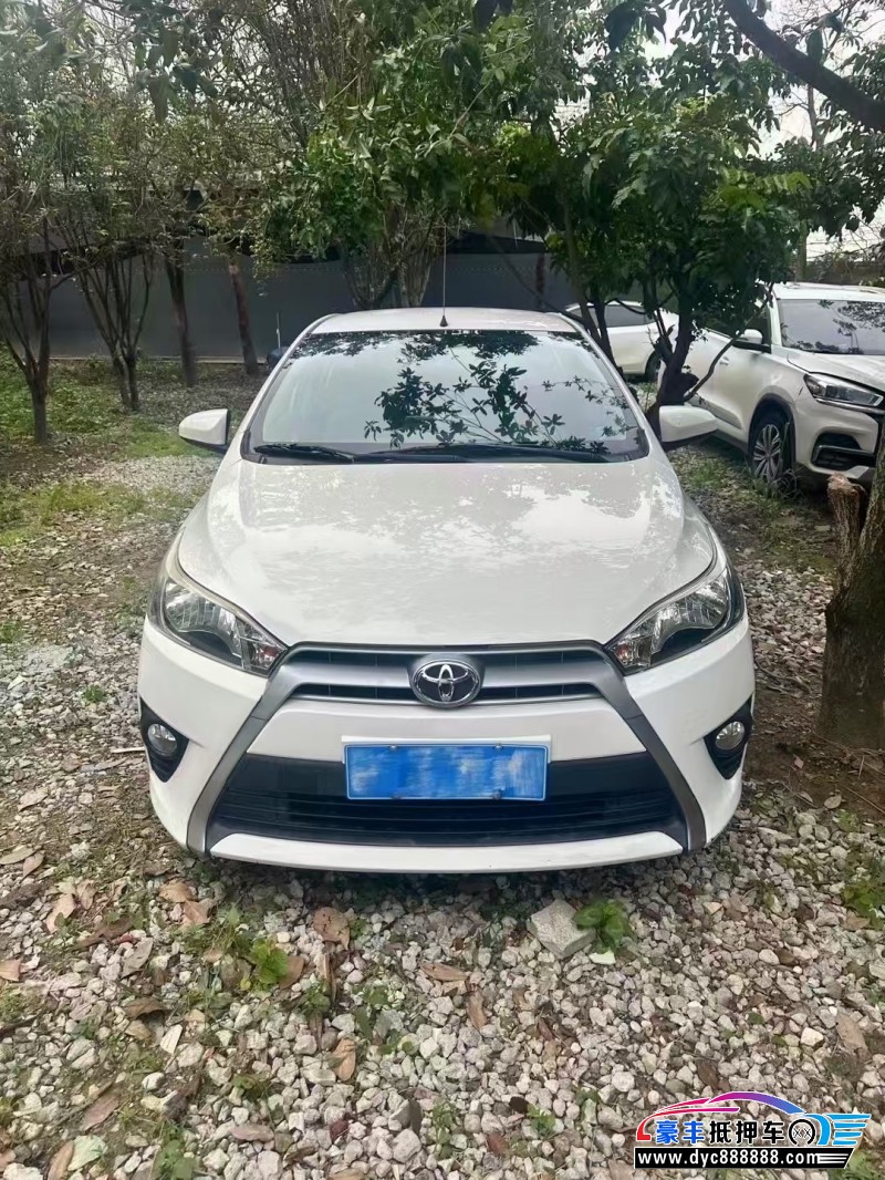 14年丰田YARiS L 致炫轿车抵押车出售