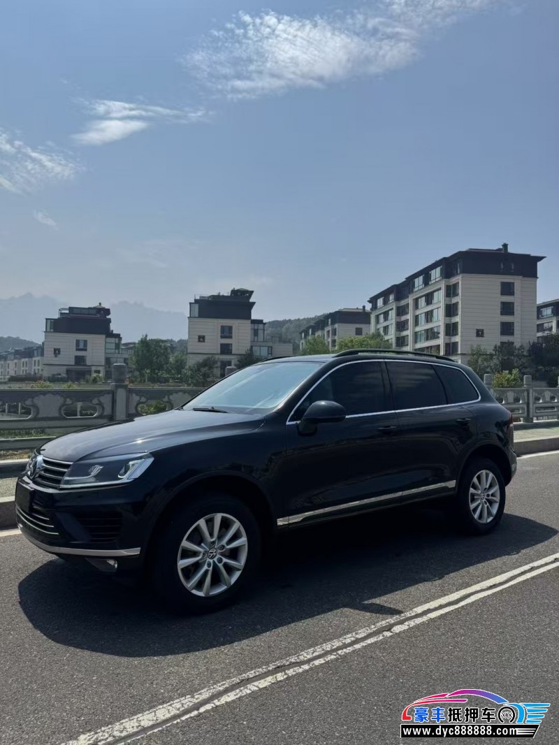 17年大众途锐SUV抵押车出售
