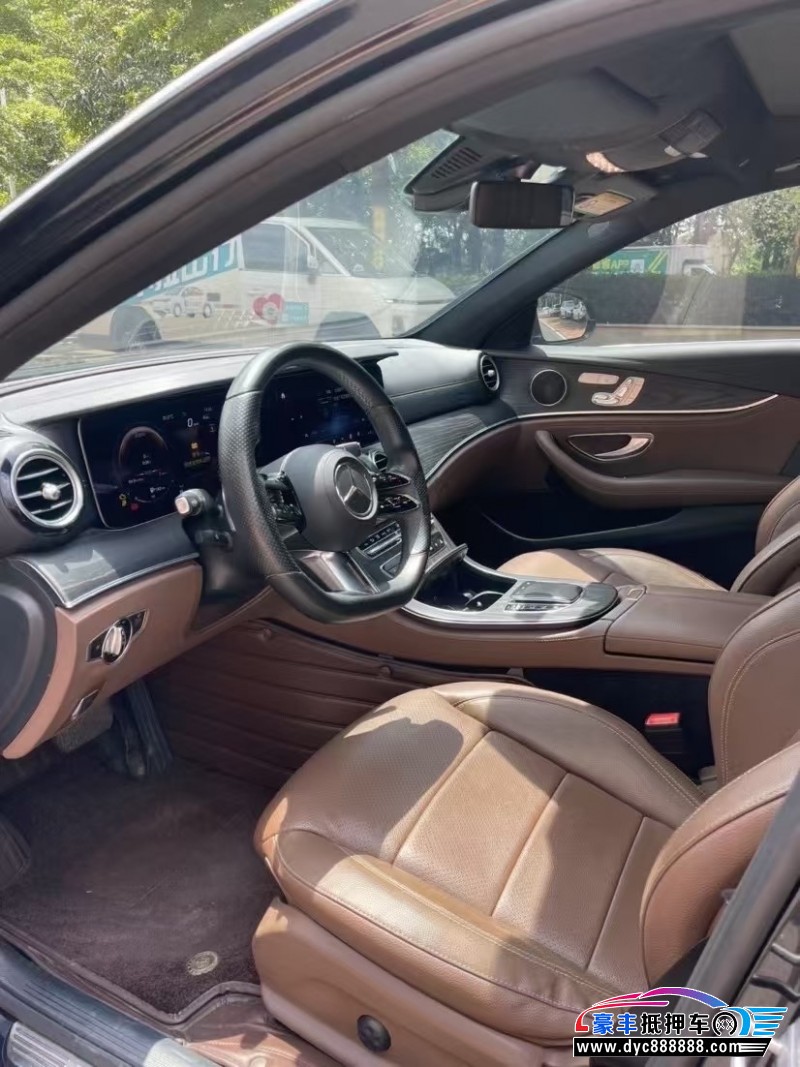 21年奔驰E轿车抵押车出售