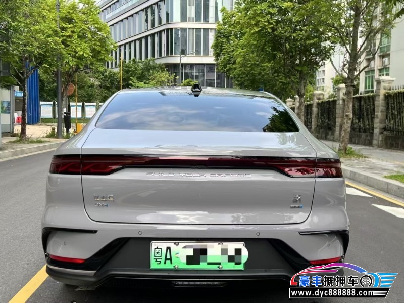 25年比亚迪汉轿车抵押车出售