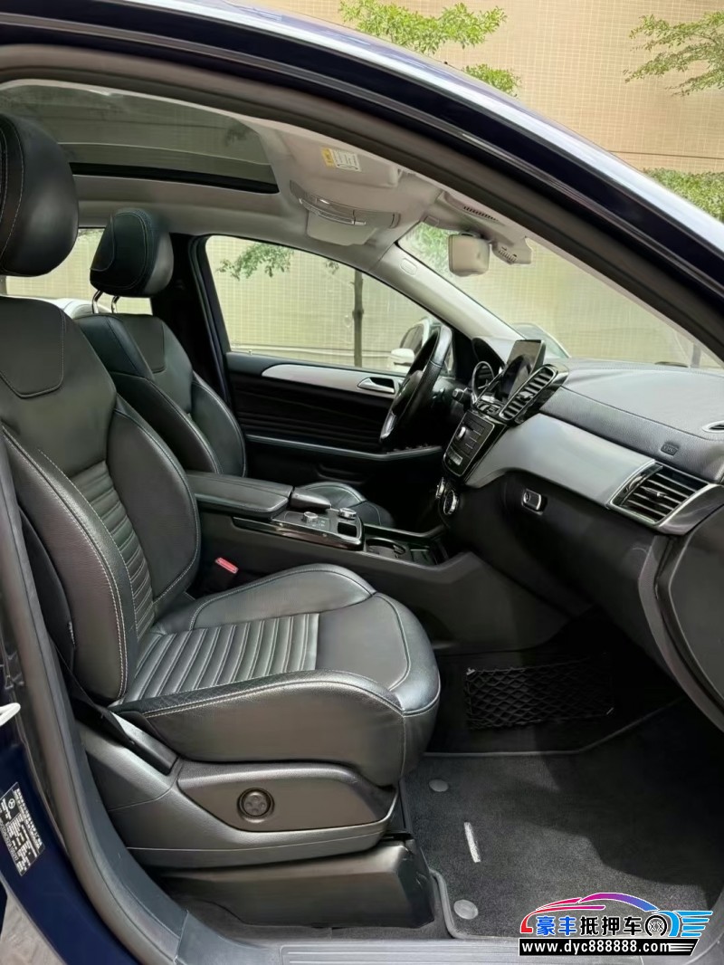 18年奔驰GLE轿车抵押车出售