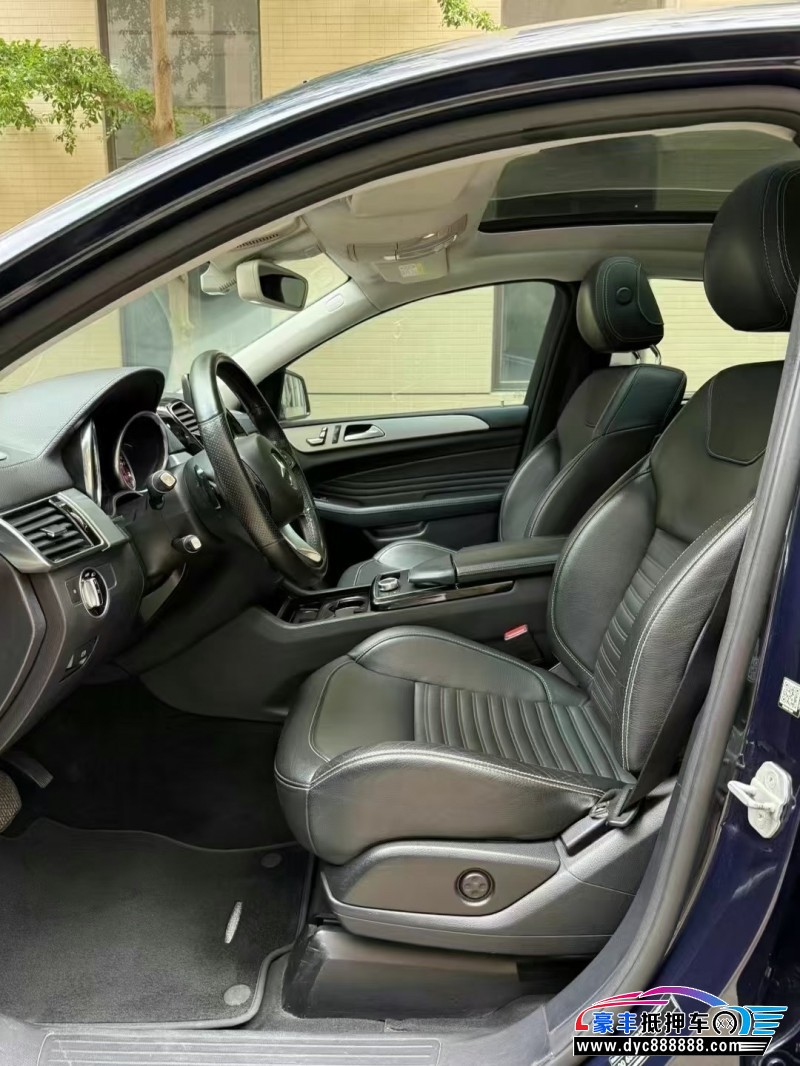 18年奔驰GLE轿车抵押车出售