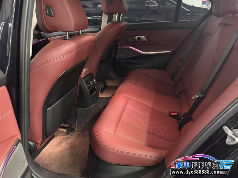 22年宝马3系轿车抵押车出售