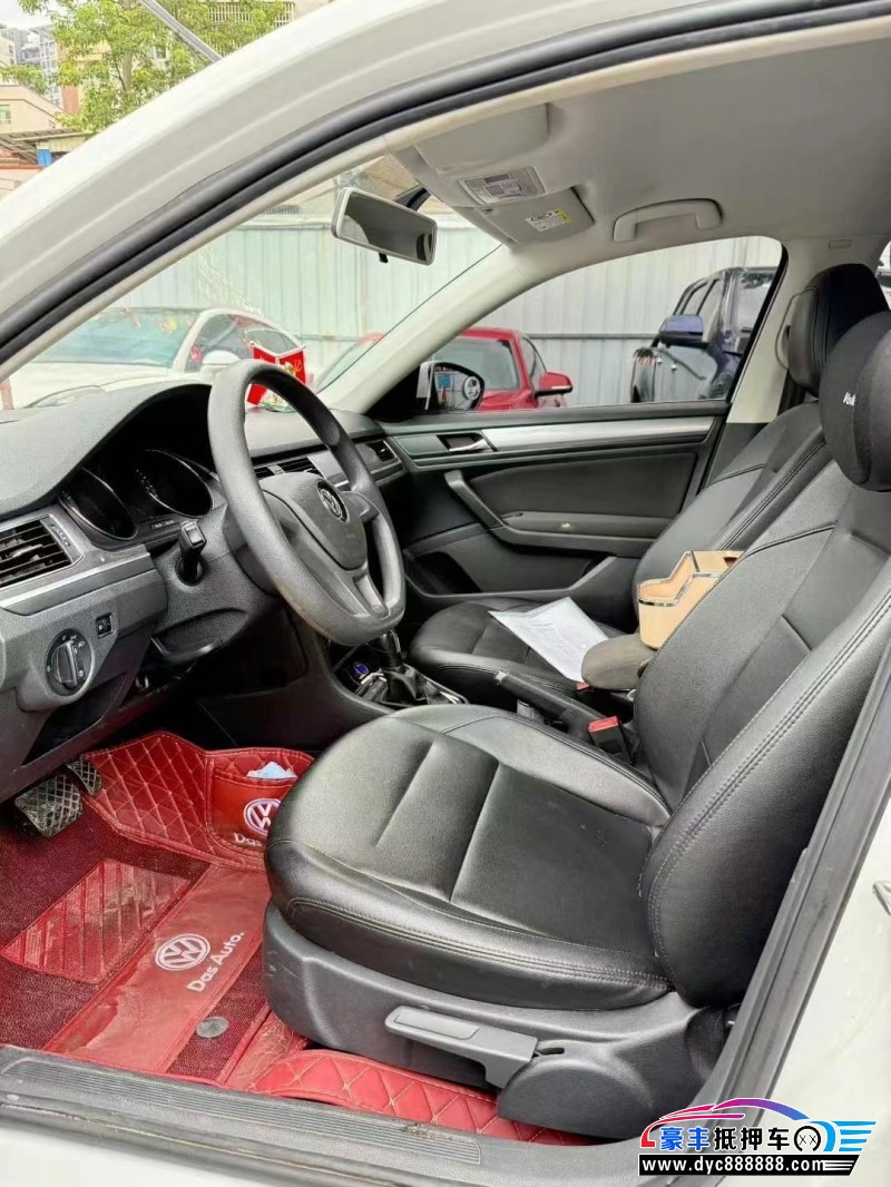 21年大众宝来轿车抵押车出售