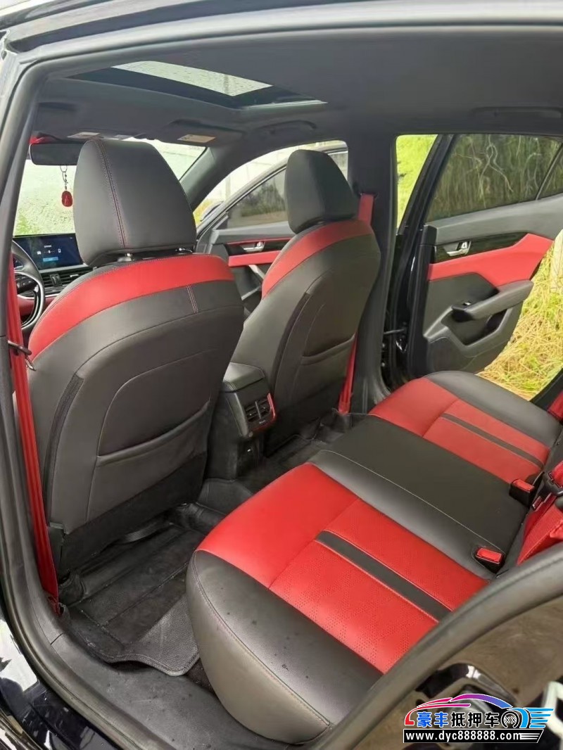 22年东风风神奕炫轿车抵押车出售