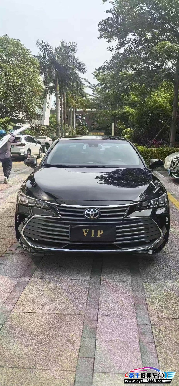 22年丰田亚洲龙轿车抵押车出售