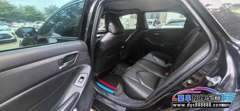 22年丰田亚洲龙轿车抵押车出售