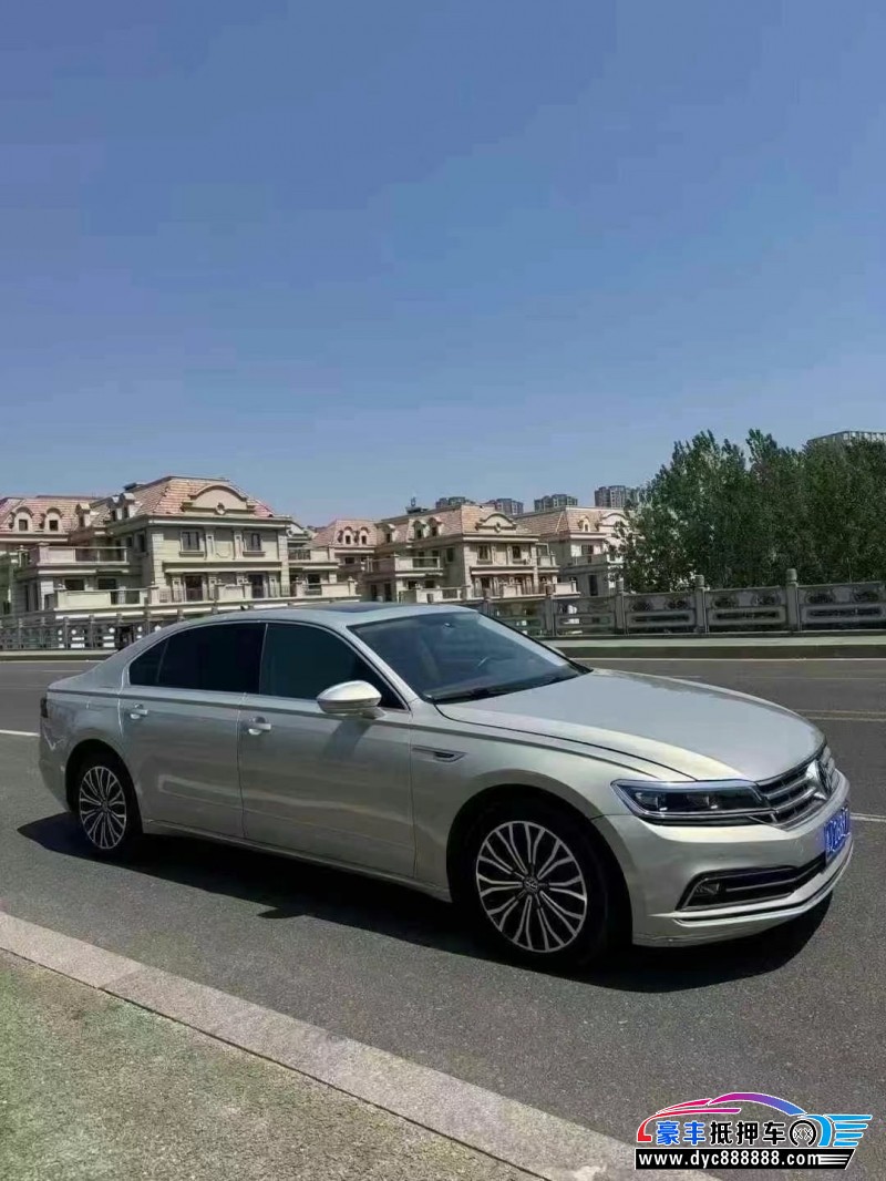18年大众辉昂轿车抵押车出售