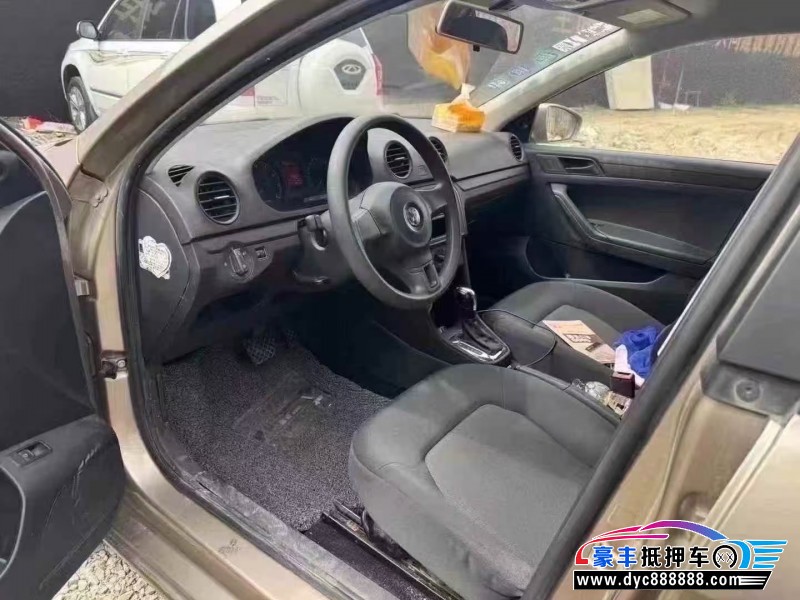 15年大众捷达轿车抵押车出售