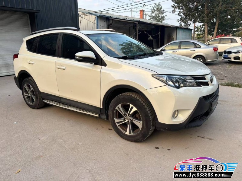 16年丰田RAV4轿车抵押车出售