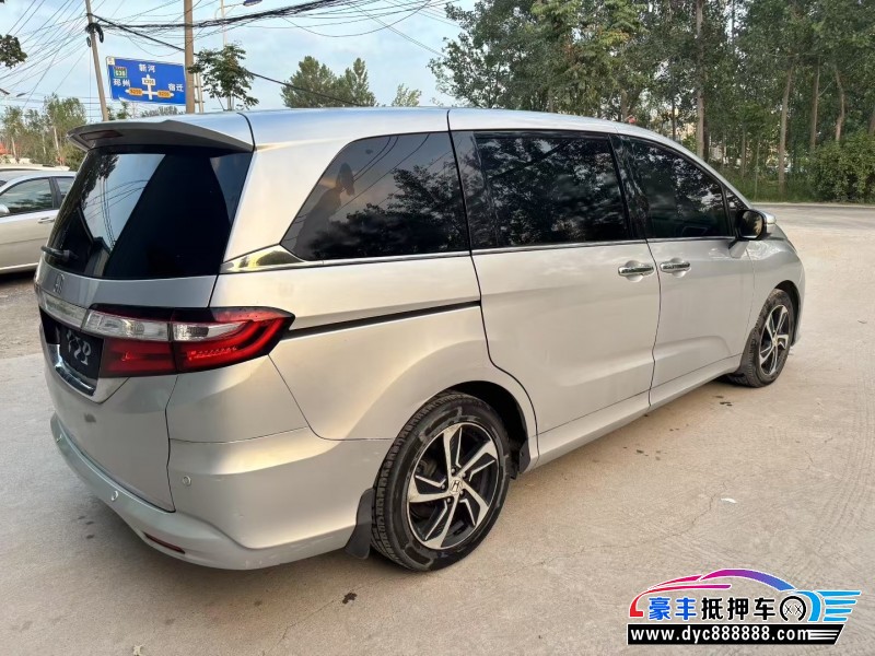 14年本田奥德赛轿车抵押车出售