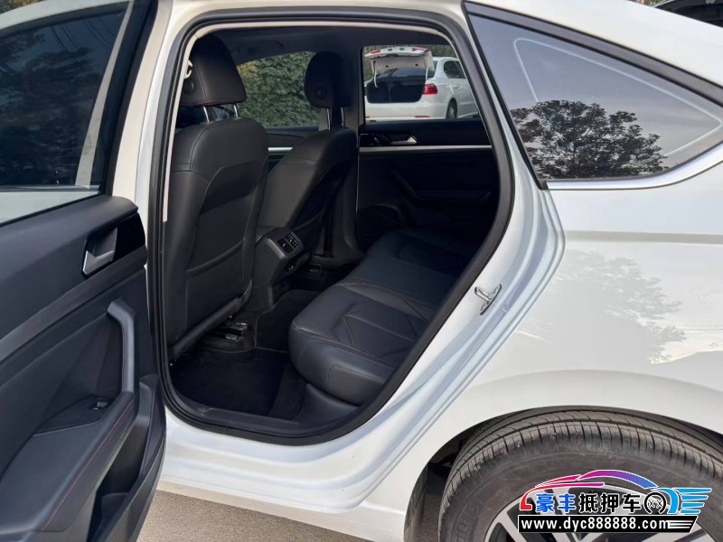 24年大众朗逸轿车抵押车出售