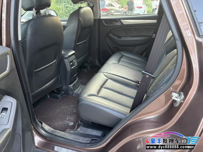 17年荣威RX5轿车抵押车出售