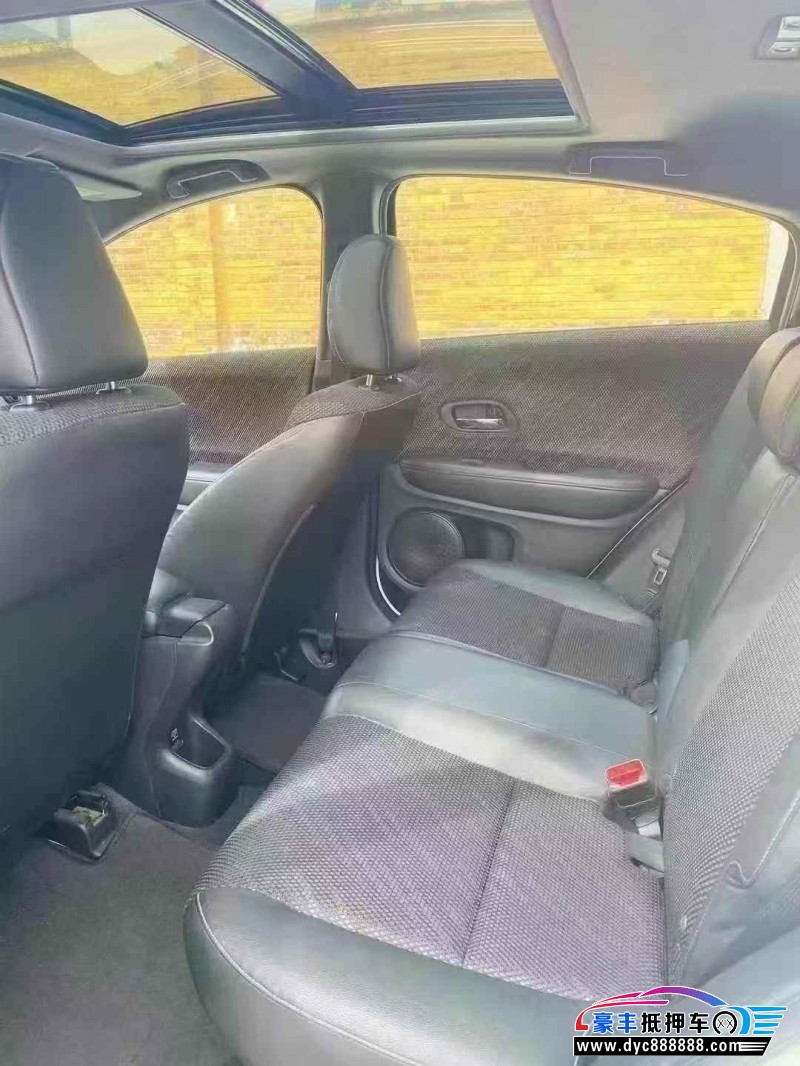 18年本田XRV轿车抵押车出售