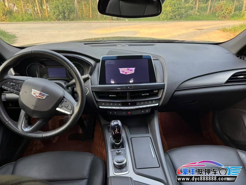 22年凯迪拉克CT5轿车抵押车出售