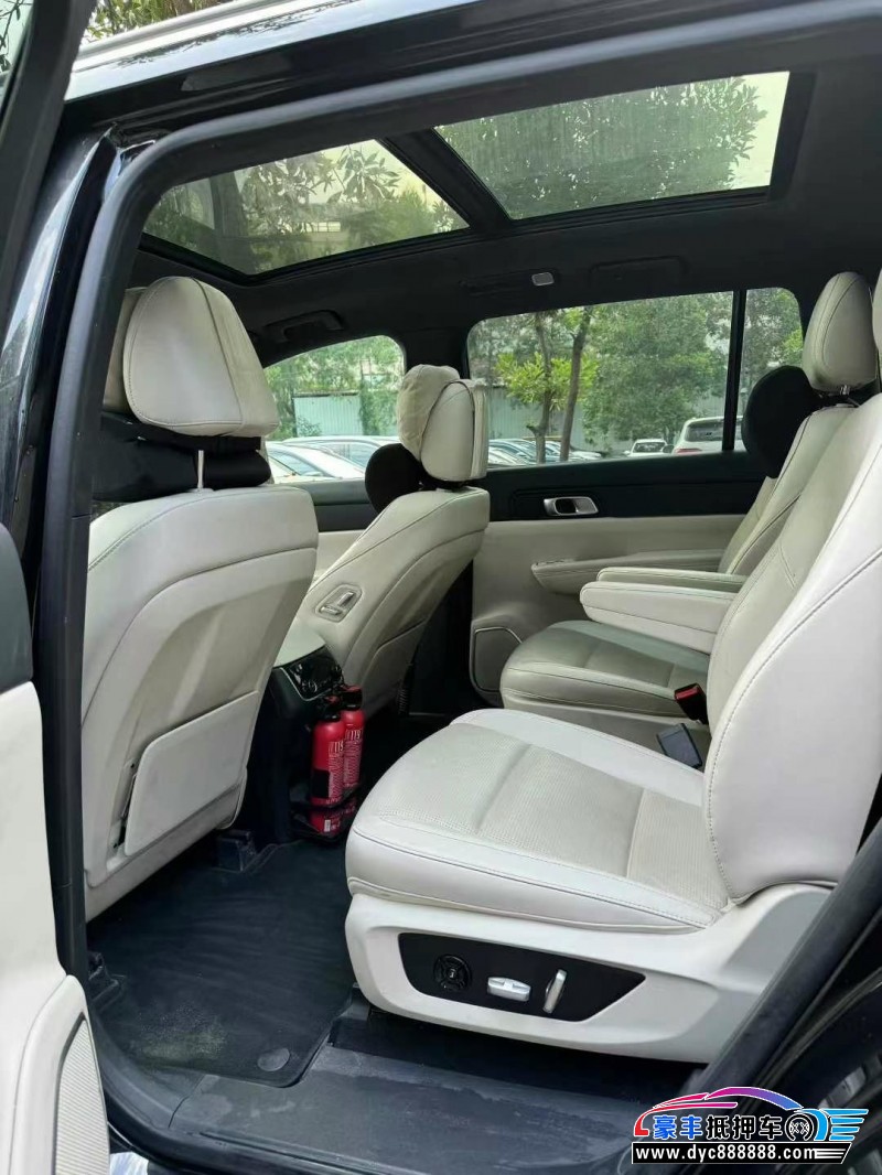 21年理想ONE轿车抵押车出售