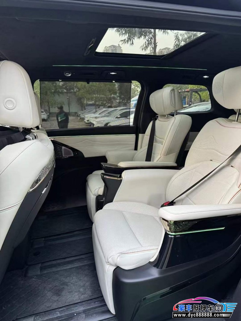 23年传祺M8轿车抵押车出售