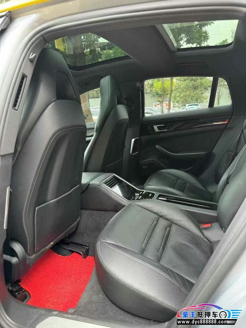 19年保时捷帕纳梅拉轿车抵押车出售