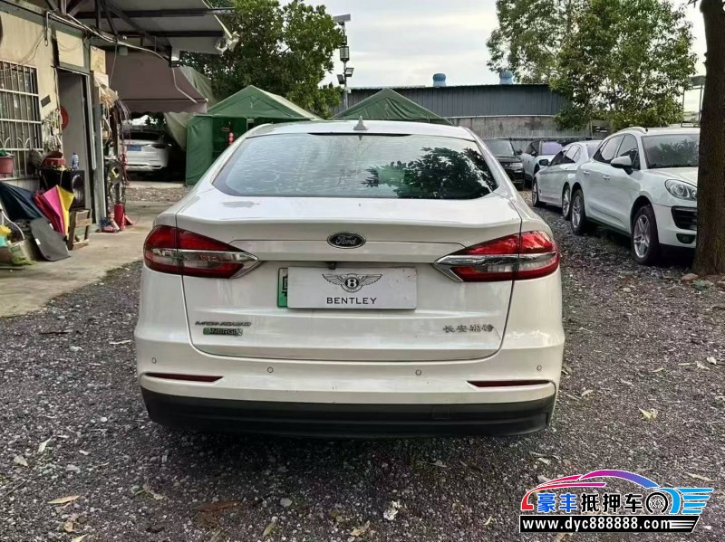 20年福特蒙迪欧轿车抵押车出售