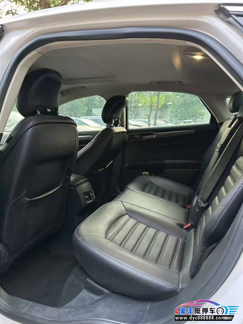 20年福特蒙迪欧轿车抵押车出售