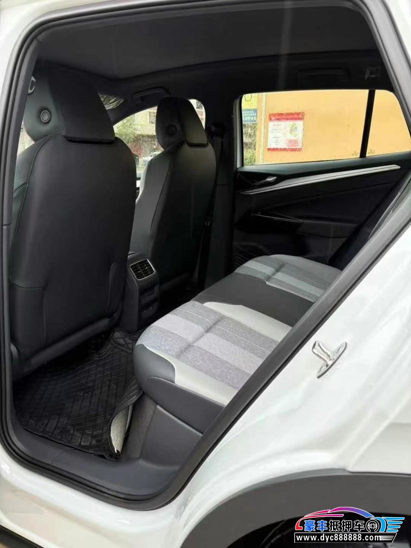 25年大众id4轿车抵押车出售