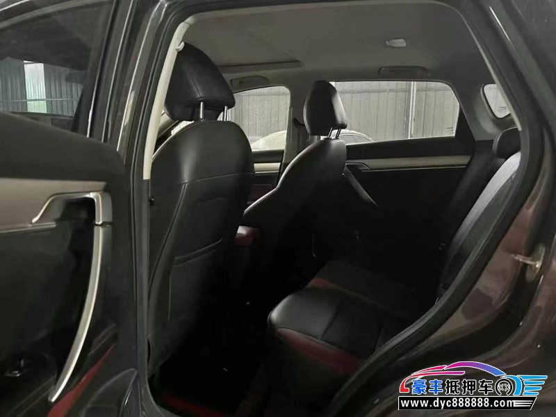 21年吉利缤越轿车抵押车出售