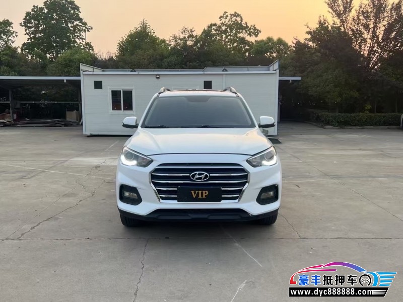 18年现代ix35轿车抵押车出售