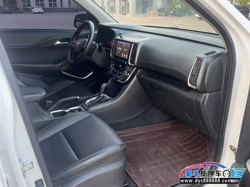 18年现代ix35轿车抵押车出售