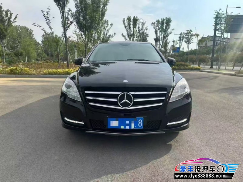 14年奔驰R轿车抵押车出售