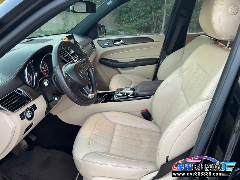 17年奔驰GLE轿车抵押车出售