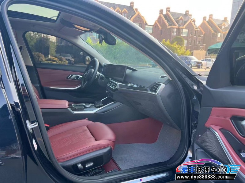 23年宝马3系轿车抵押车出售