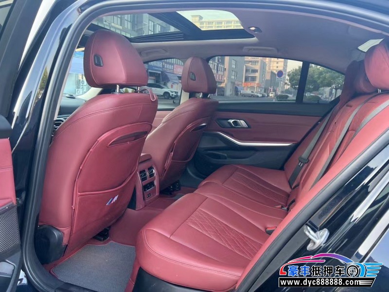 23年宝马3系轿车抵押车出售