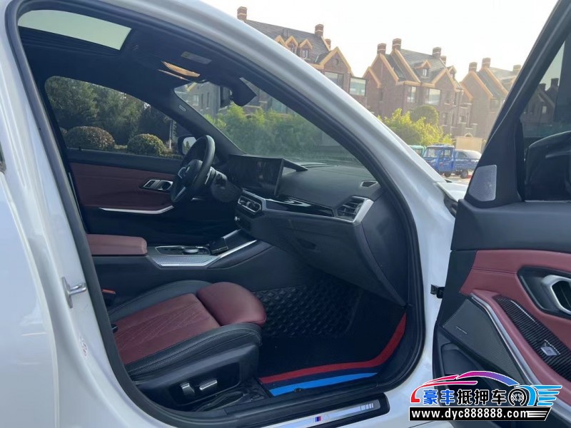 23年宝马3系轿车抵押车出售