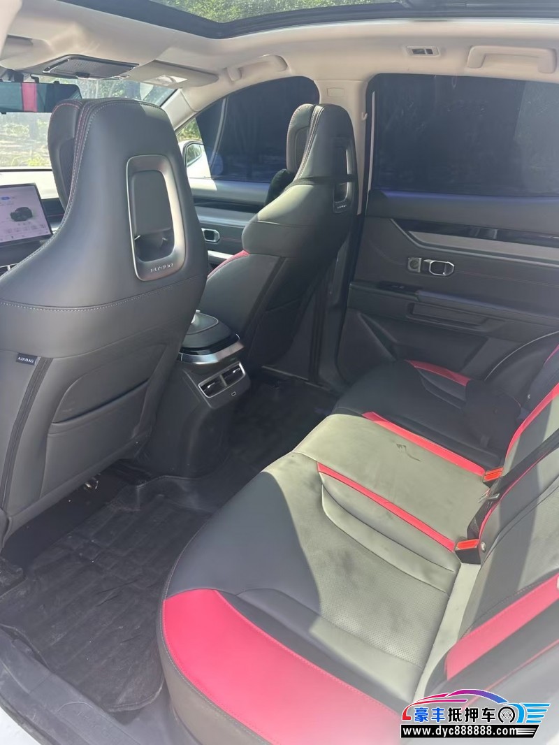 24年捷途大圣轿车抵押车出售