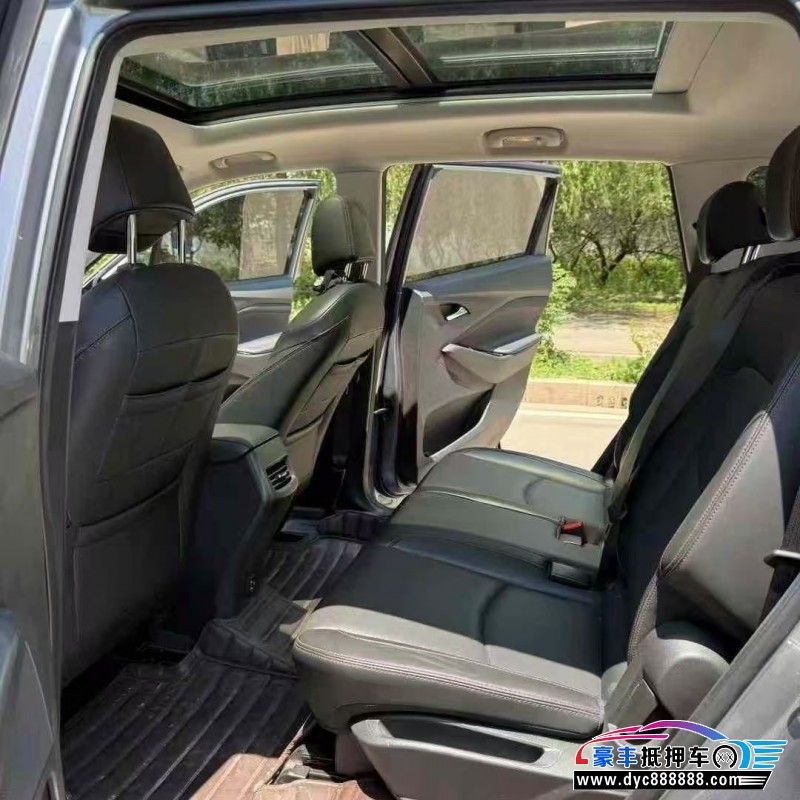 20年雪佛兰沃兰多轿车抵押车出售