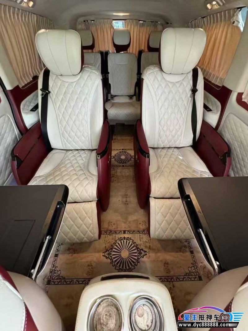 20年奔驰威霆轿车抵押车出售