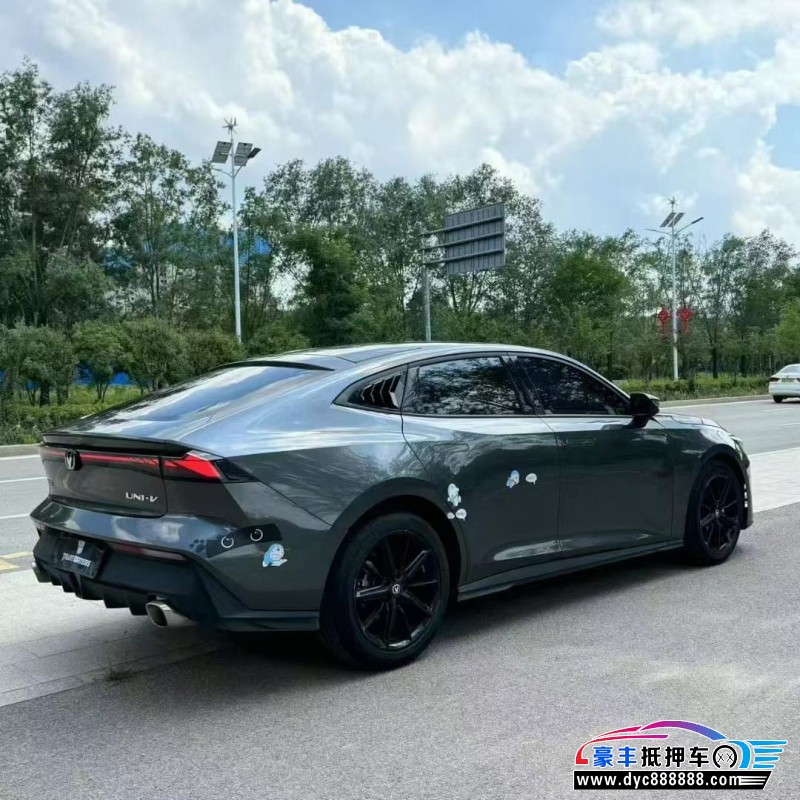 23年长安长安UNI轿车抵押车出售