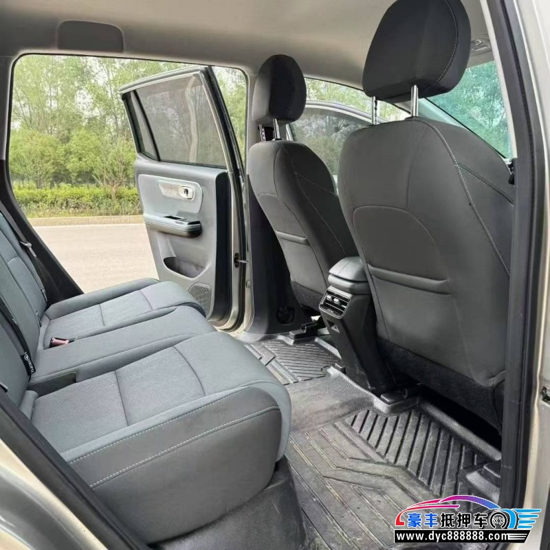 24年埃安Y70轿车抵押车出售